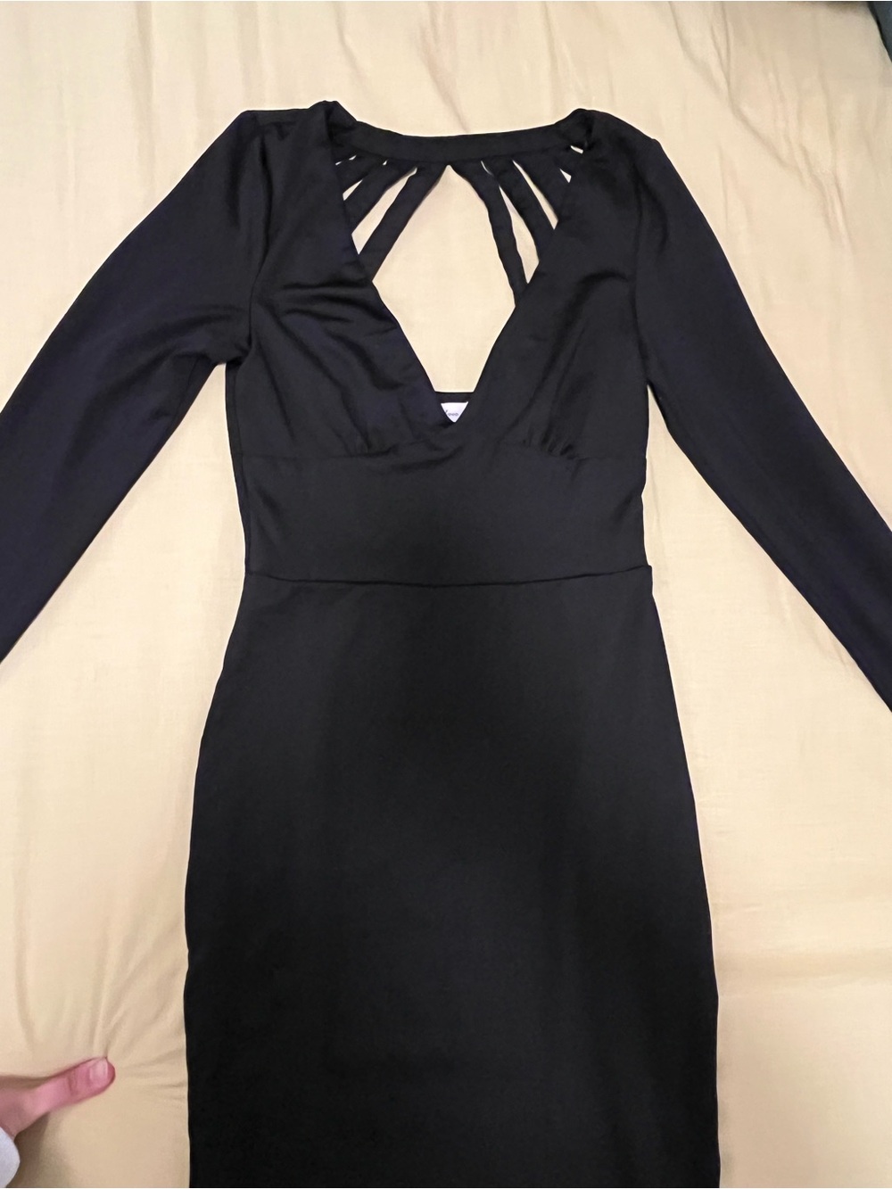 Women's Black Long-Sleeve V-Neck Bodycon Dress